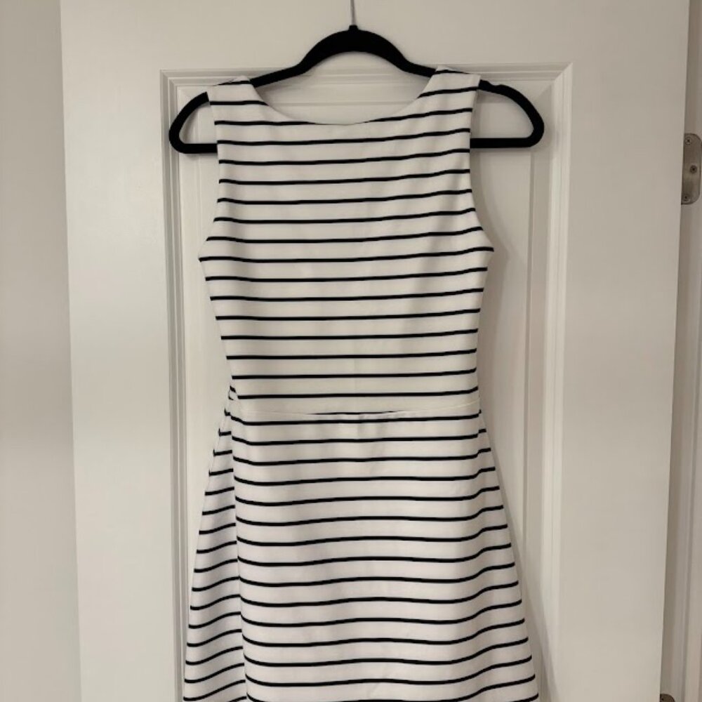 Women's Abercrombie YPB sculptLUX Slash Mini Athletic Dress